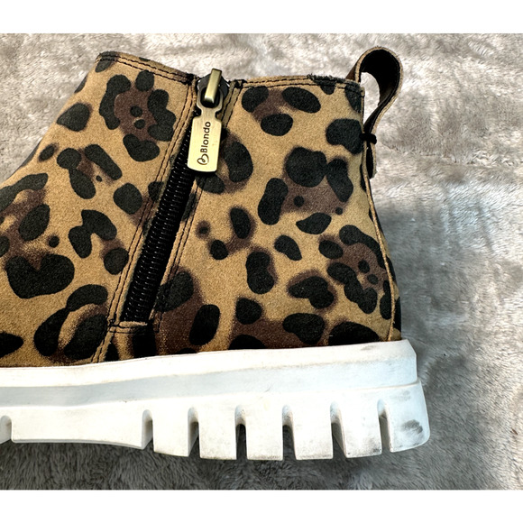 Blondo Flora Waterproof Leopard Print Sneaker Chelsea Boots Womens Size 8.5 - Picture 9 of 10